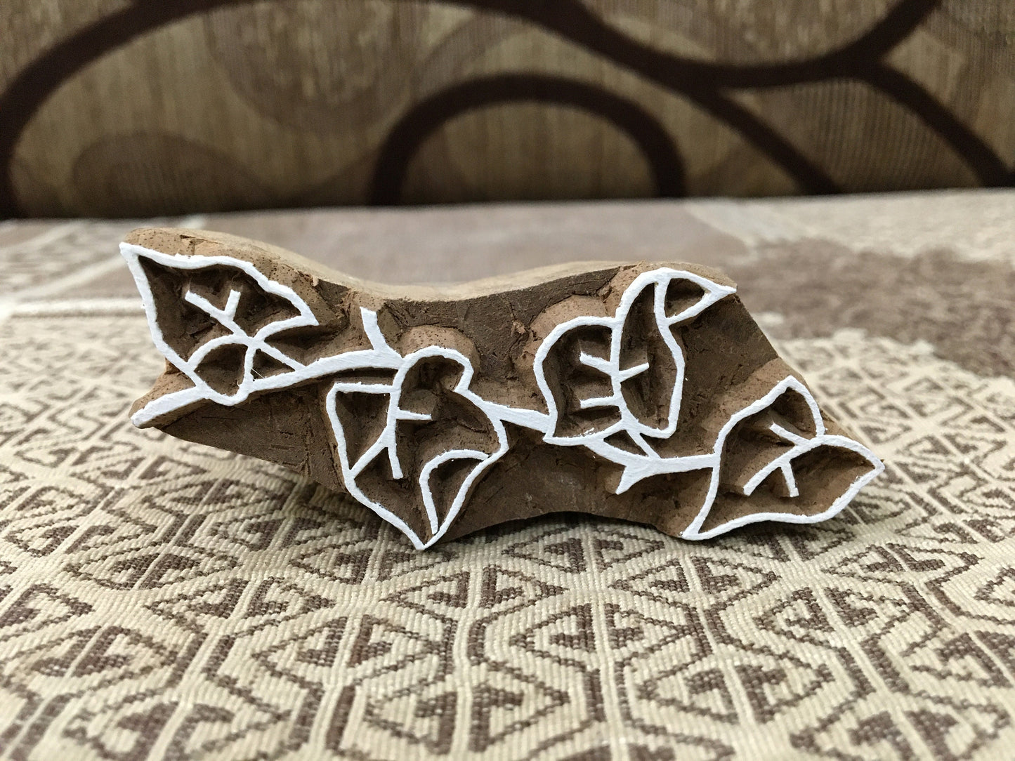 An Ivy Leaf vine pottery stamp ceramic mould scrapbooking tjap batik printing floral carved stamps.