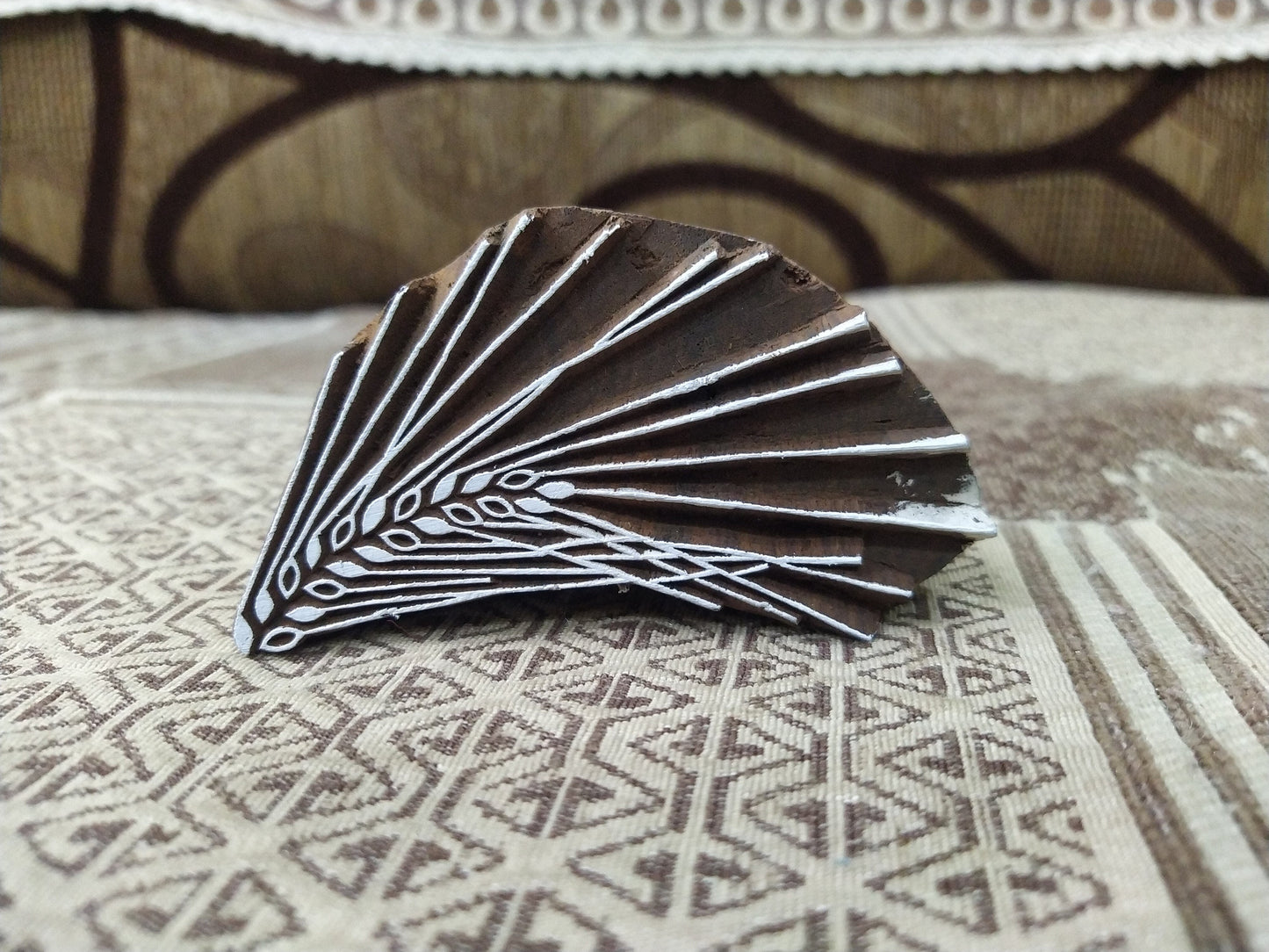 A wheat hemp pottery stamp ceramic mould scrapbooking tjap batik printing floral carved stamps.