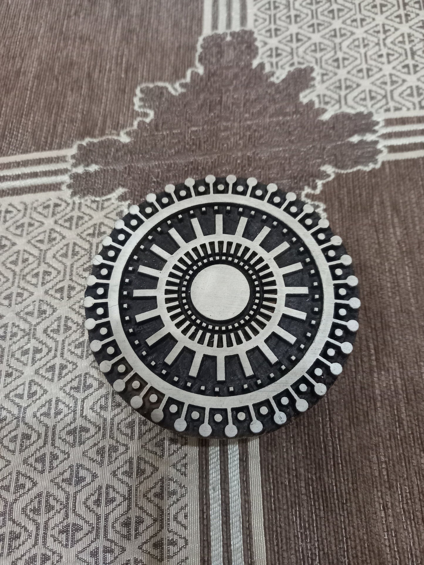 A Mandala design Block , Round Hand Carved Indian Wooden Stamp , Wood Block for Textile Fabric Stamping Henna Pottery DIY
