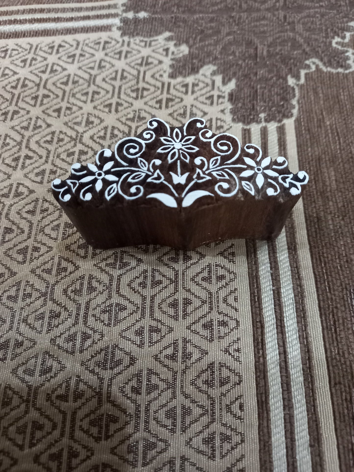 A Oriental Stamp,pottery stamp ceramic mould scrapbooking tjap batik printing floral carved stamps.