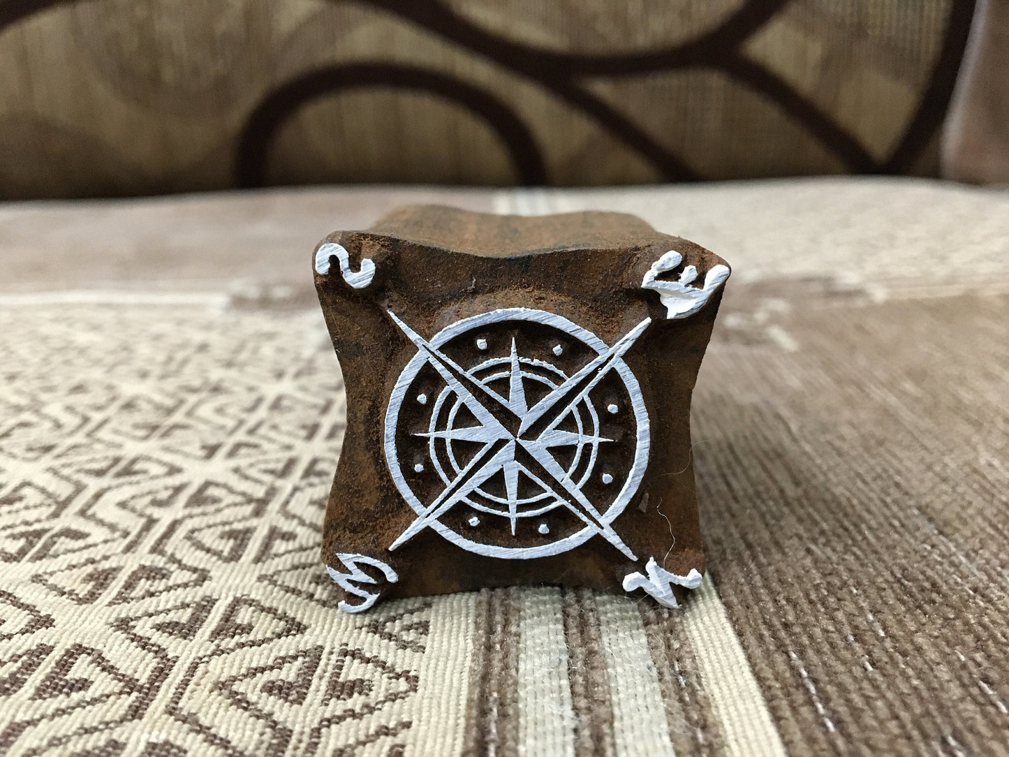 Compass Swooden stamps pottery stamp ceramic mold scrapbooking Tjaps batik printing floral carved stamps.