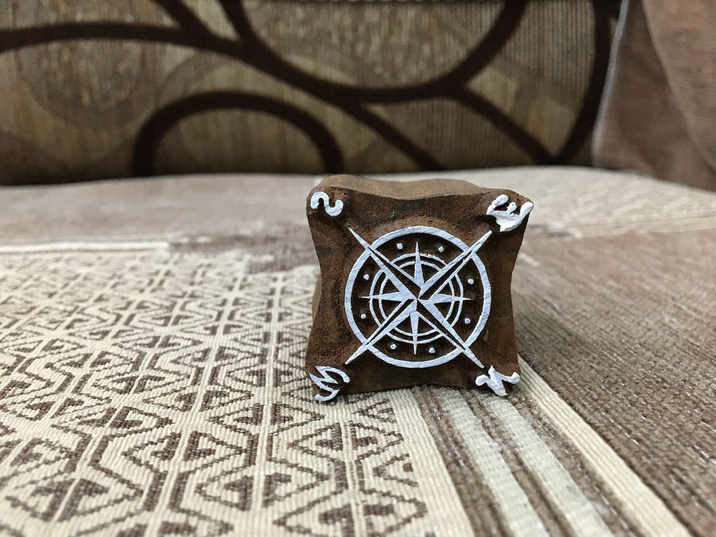 Compass Swooden stamps pottery stamp ceramic mold scrapbooking Tjaps batik printing floral carved stamps.