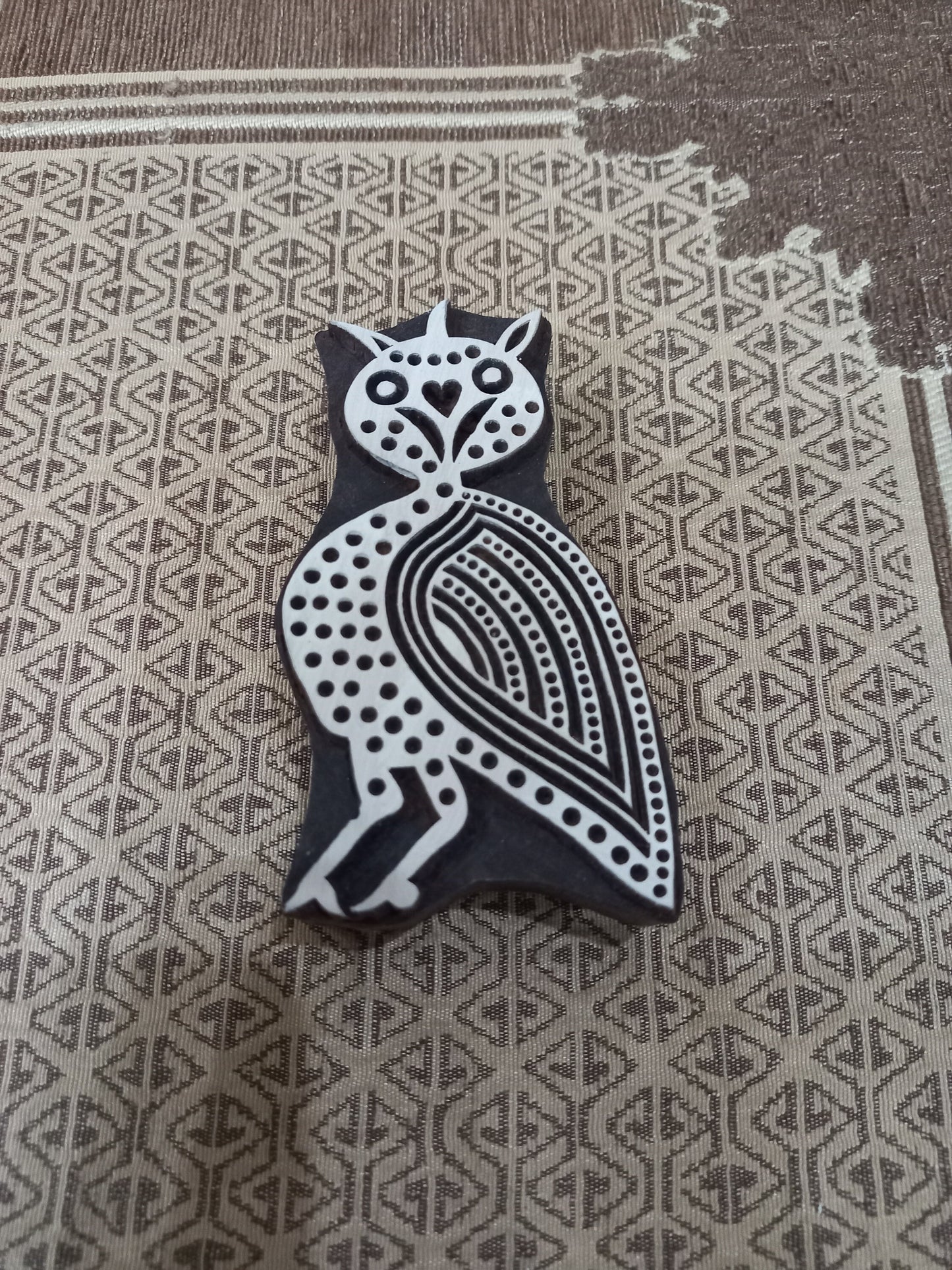 An Owl ,pottery stamp ceramic mold scrapbooking tjap batik printing floral carved stamps.