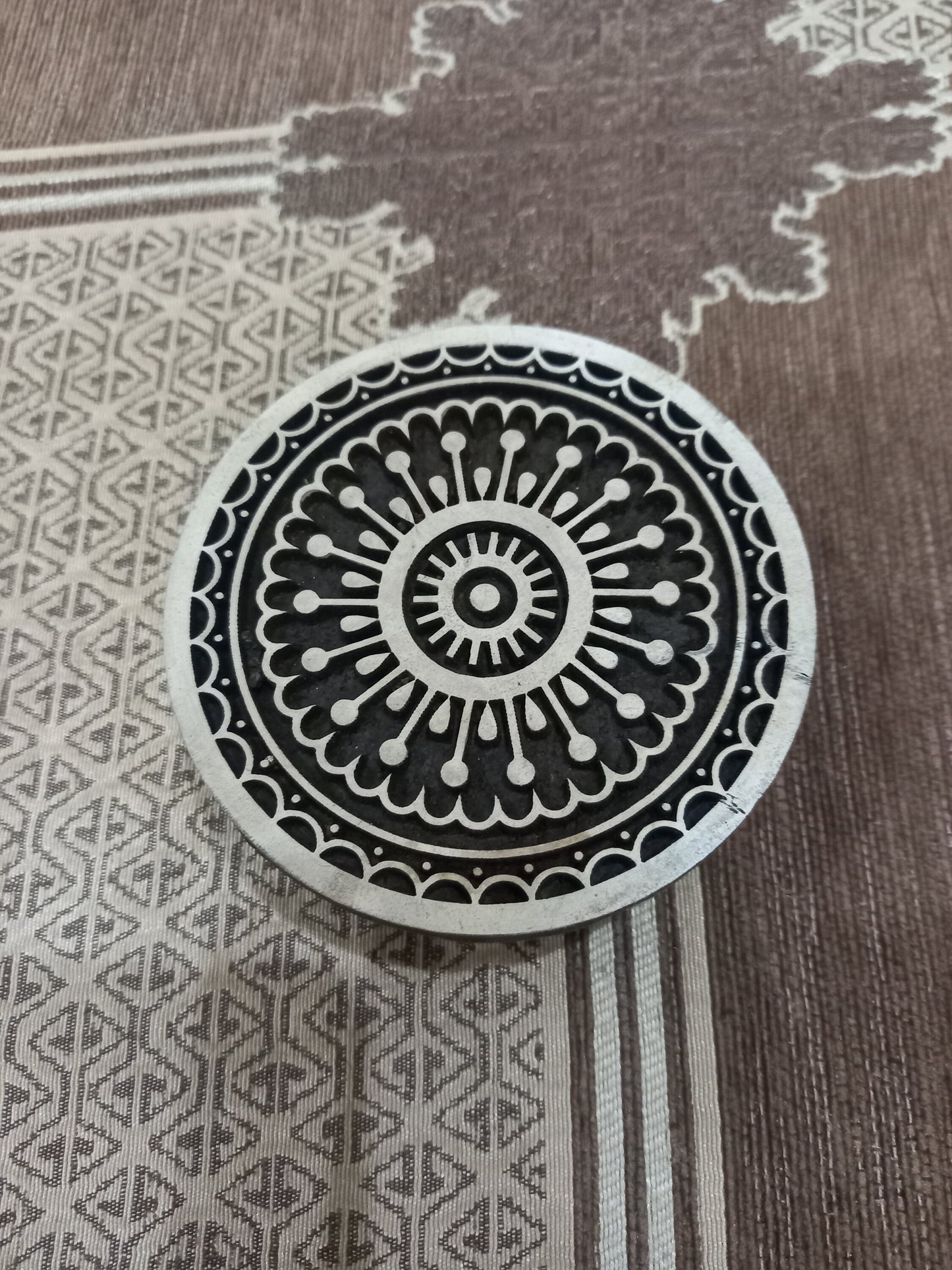 A Mandala Block ,Round Hand Carved Indian Wooden Stamp , Wood Block for Textile Fabric Stamping Henna Pottery DIY