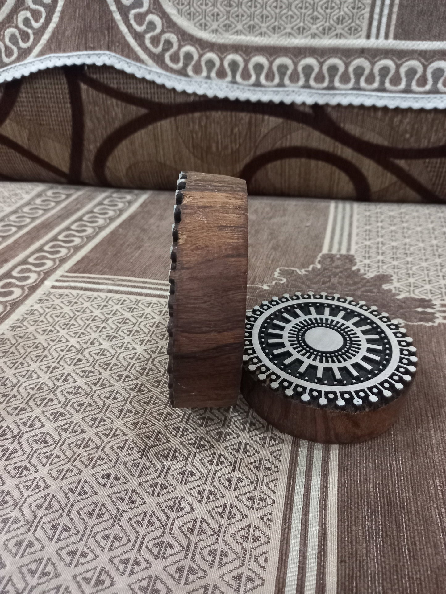 A Mandala design Block , Round Hand Carved Indian Wooden Stamp , Wood Block for Textile Fabric Stamping Henna Pottery DIY