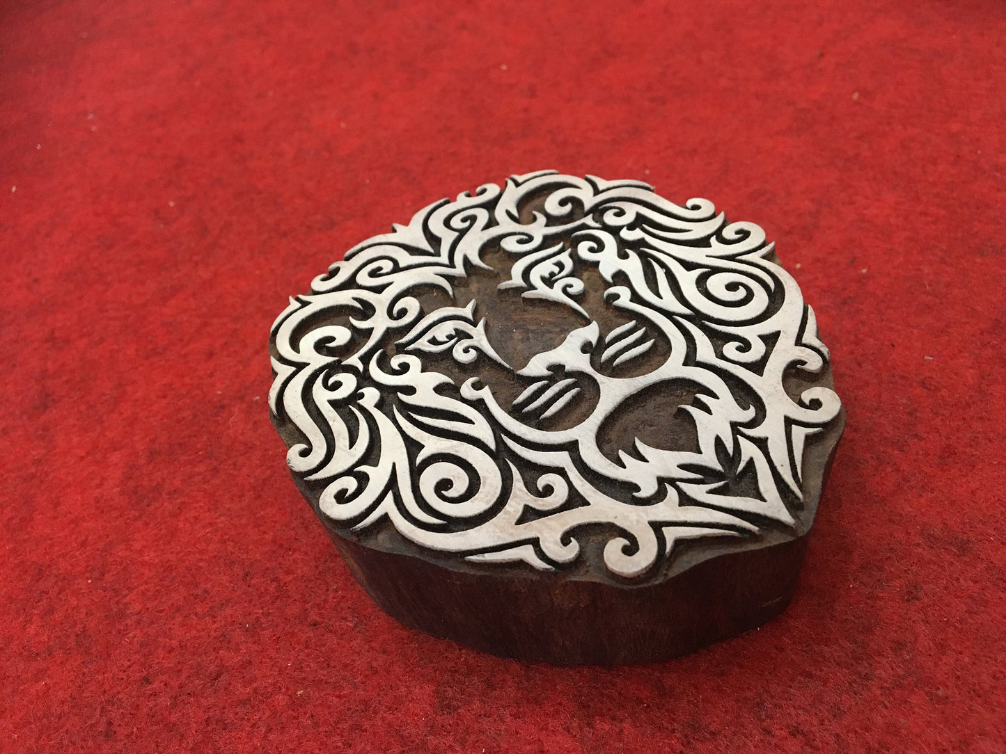 Lion Head Fabric Print Stamp Carve Wood Block Stamp Lion Face Block Print Stamp Hand Carved Printing Block For Printing Animal Soap Stamp