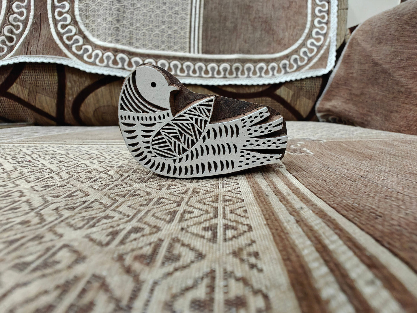 Solid Stylish Bird pottery stamp ceramic mold scrapbooking tjap batik printing floral carved stamps.