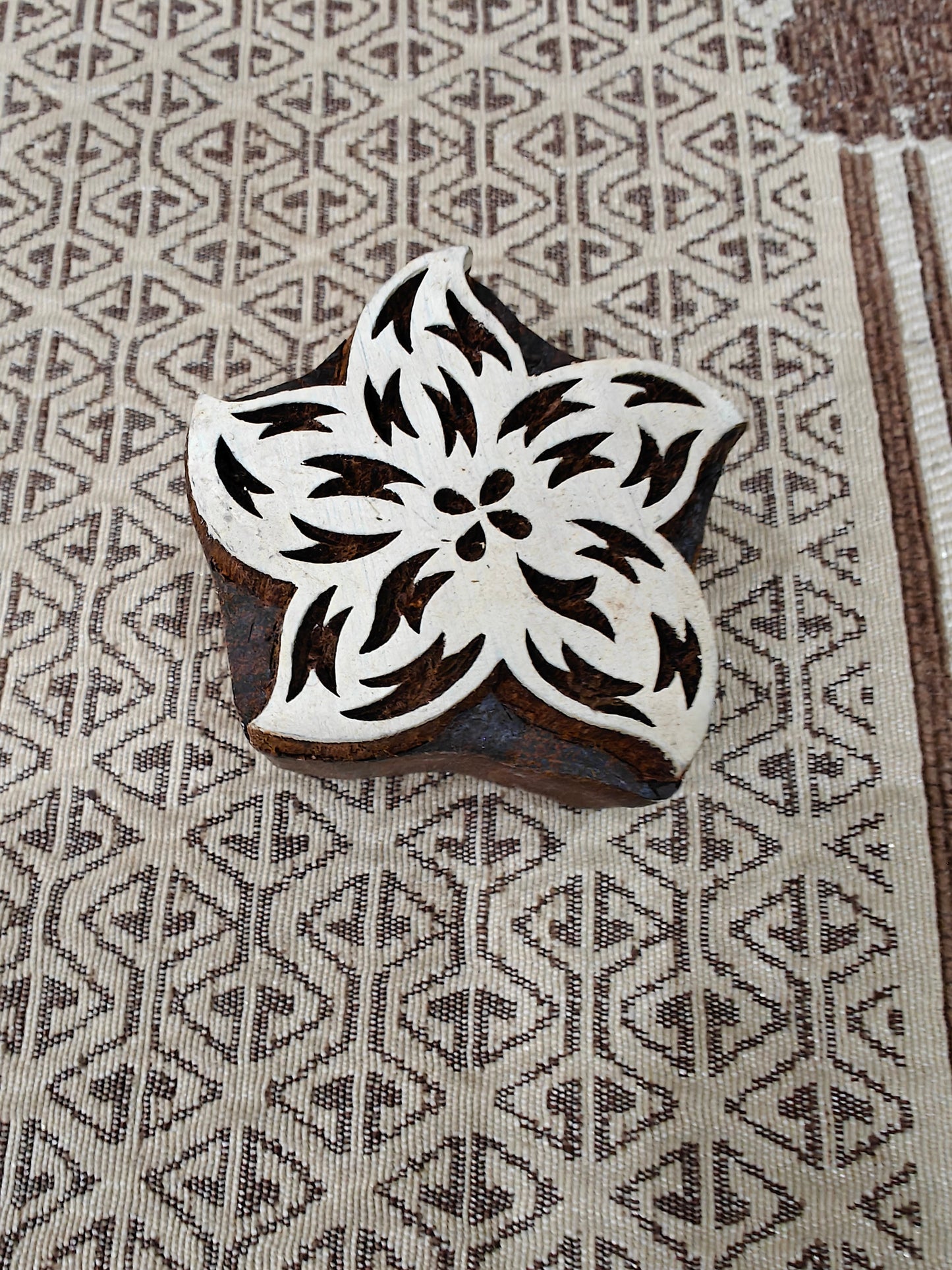 Solid Stylized Leafy Star pottery stamp ceramic mold scrapbooking tjap batik printing floral carved stamps.