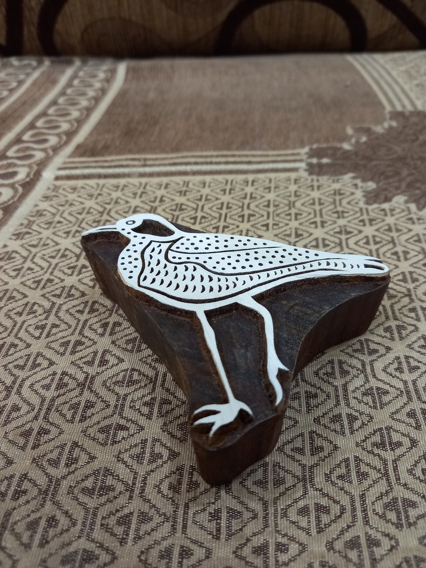 Agulhas long-billed lark Bird , pottery stamp ceramic mold scrapbooking tjap batik printing floral carved stamps.
