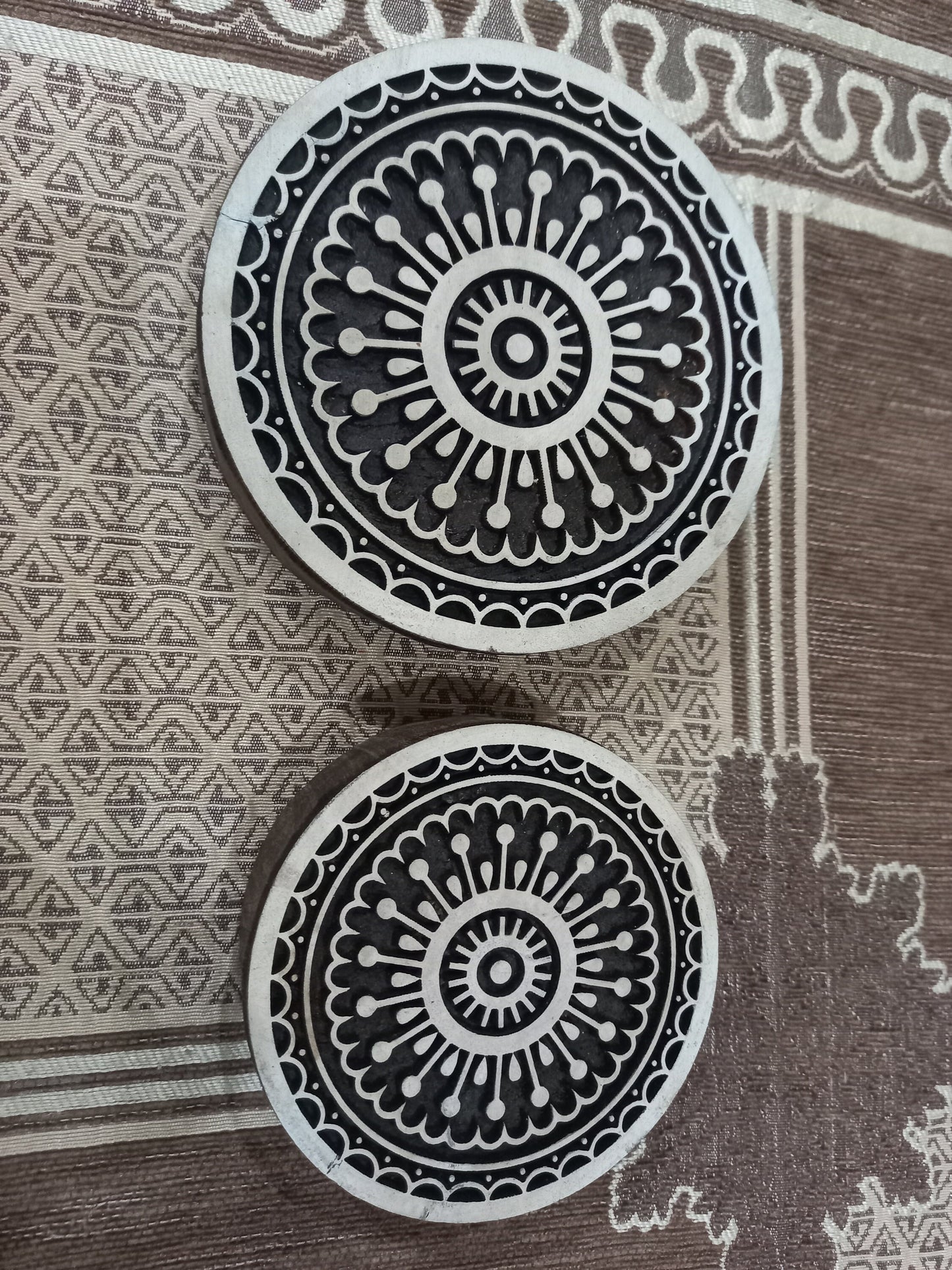 A Mandala Block ,Round Hand Carved Indian Wooden Stamp , Wood Block for Textile Fabric Stamping Henna Pottery DIY