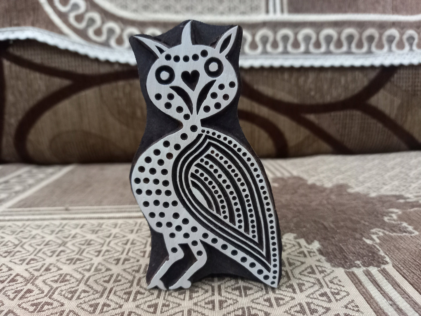 An Owl ,pottery stamp ceramic mold scrapbooking tjap batik printing floral carved stamps.