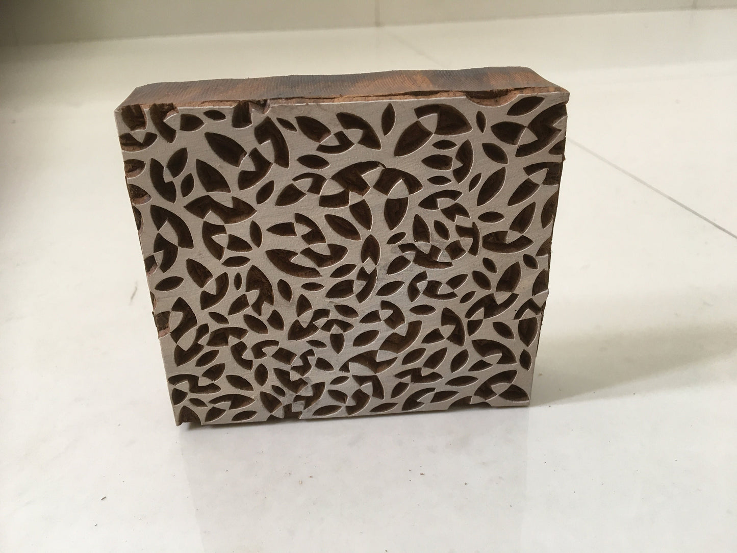Leafy repeat pattern Indian Artistic Handicraft Items Wooden Printing Block, Moroccan Tile Stamp, large block fabric printing , Clay Stamp