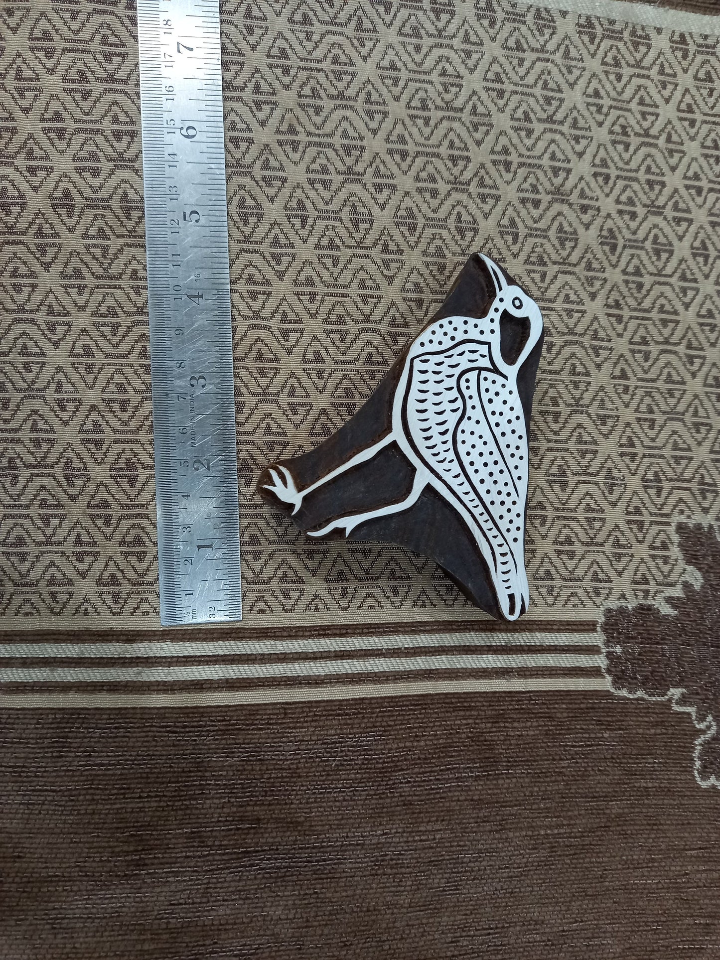 Agulhas long-billed lark Bird , pottery stamp ceramic mold scrapbooking tjap batik printing floral carved stamps.