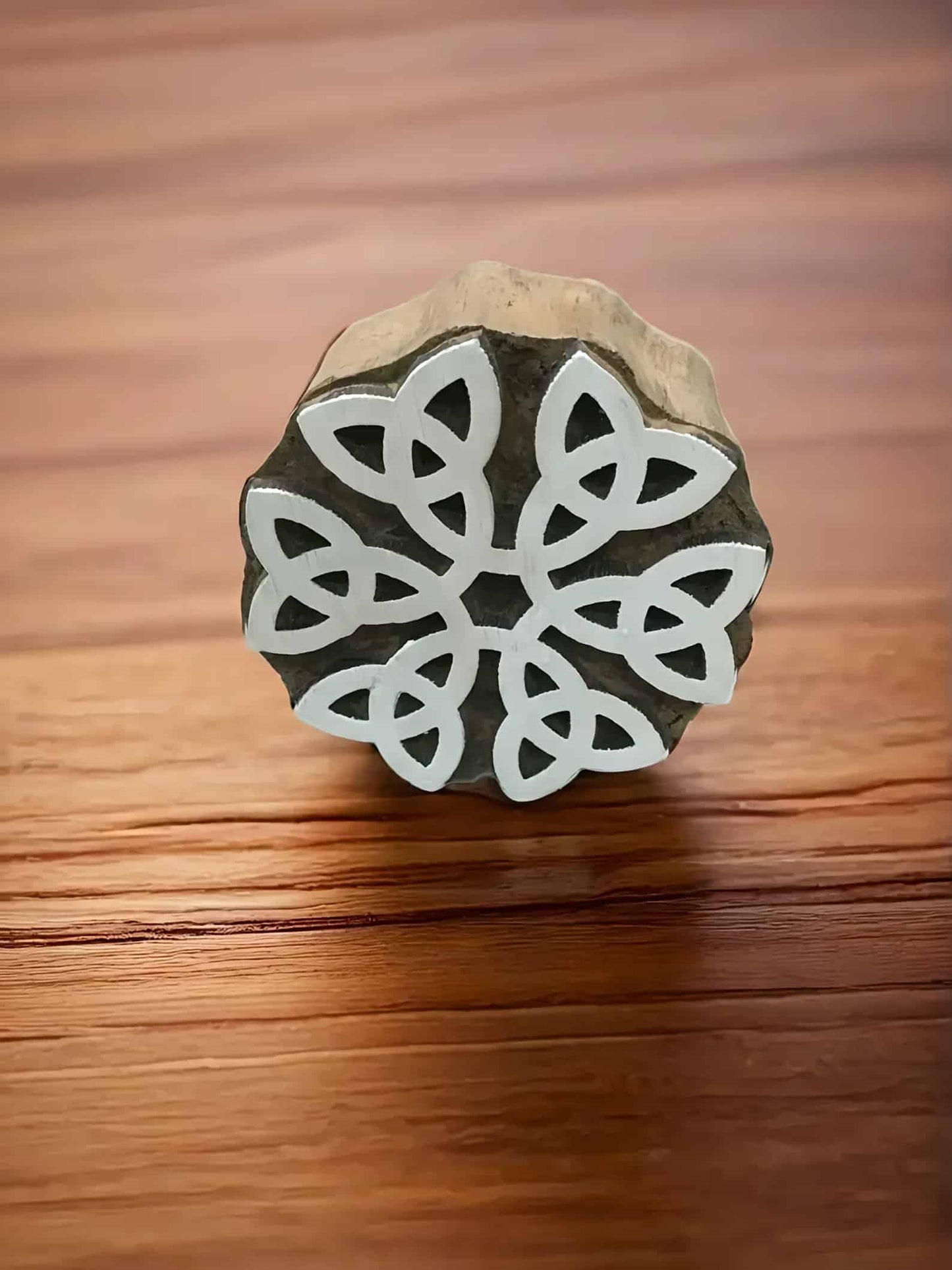 Celtic Knot Circle, hand carved Indian wood printing block; textile stamp; pottery stamp. image 2