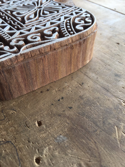 Decorated Bull  Indian Artistic Handicraft Items Wooden Printing Block,Tjaps,Batik stamps,pottery stamps,clay stamps,Indian wooden stamps