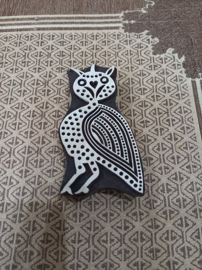 An Owl ,pottery stamp ceramic mold scrapbooking tjap batik printing floral carved stamps.
