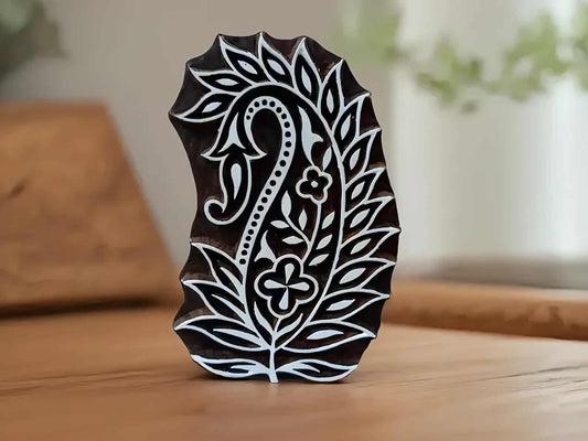 An Elegant Paisley image 0