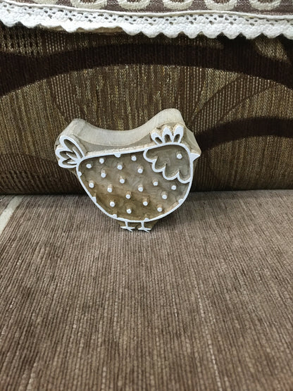 Whimsical Hen Neighbors: Wooden Printing Blocks for Delightful Artistry