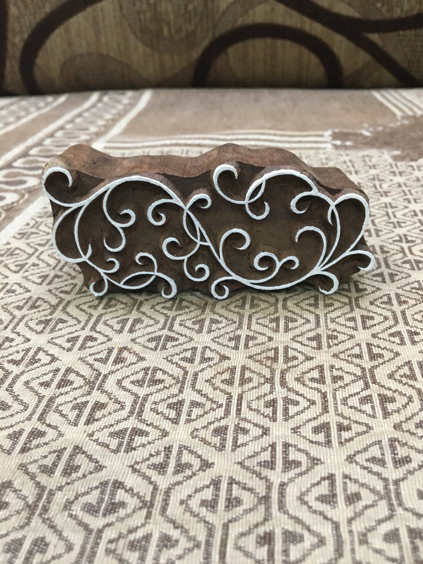 Curly Lines Repeat Pattern, hand carved Indian wood printing block; textile stamp; pottery stamp,