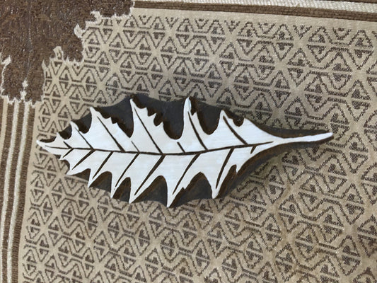 Red Oak Leaf 10 cm on the longest side, hand carved Indian wood printing block; textile stamp; pottery stamp,